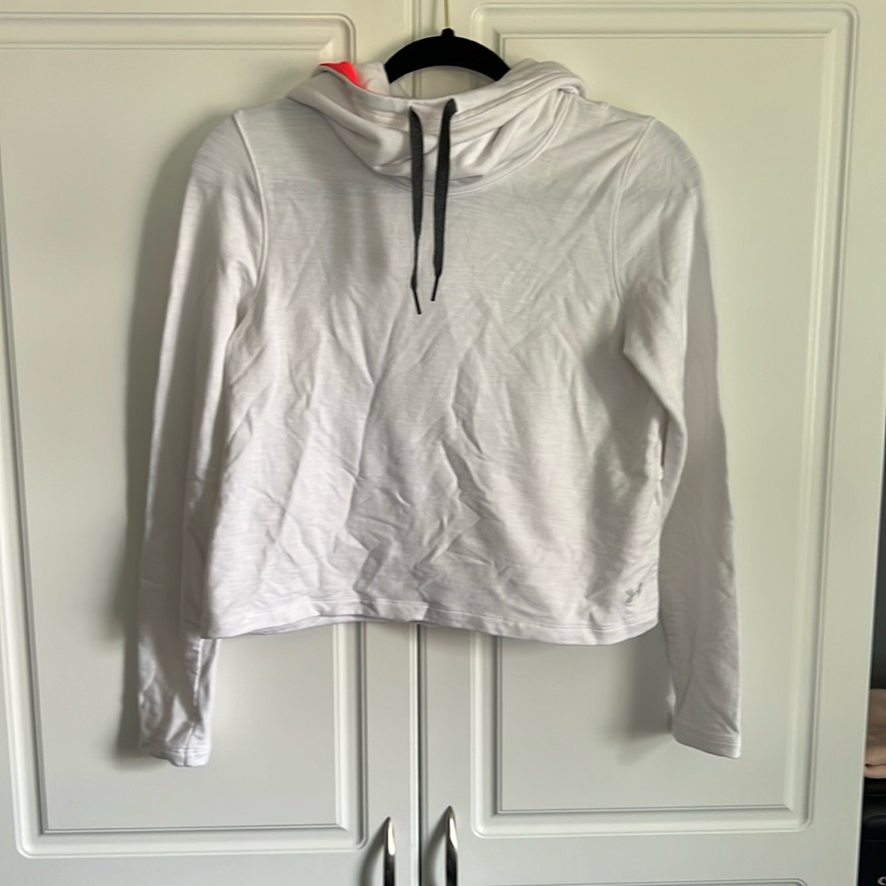 Women’s Hooded Under Armour Lightweight Top